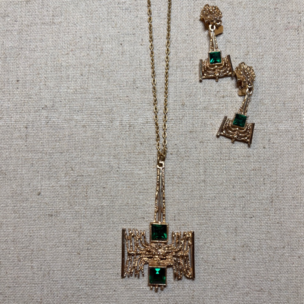 Vintage | “Brutalist” Gold Tone Costume Jewelry